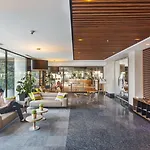 Fraser Place Anthill 5*