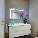 Fraser Place Anthill 5*