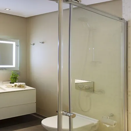 Fraser Place Anthill Aparthotel 4*