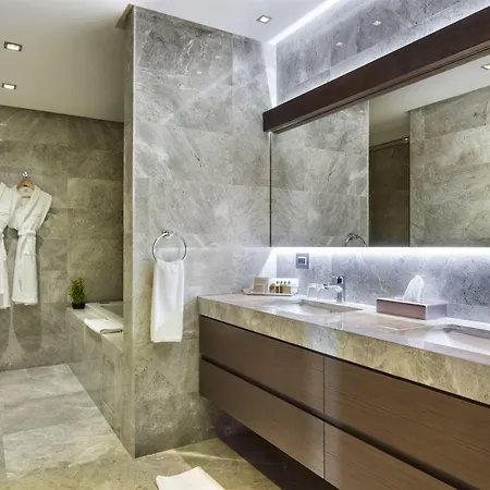 Fraser Place Anthill