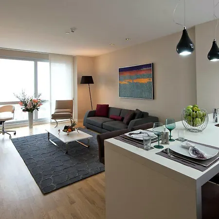 Hotell Fraser Place Anthill 5*