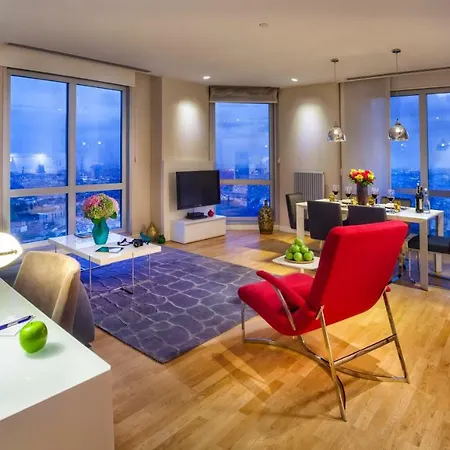 Fraser Place Anthill 5*