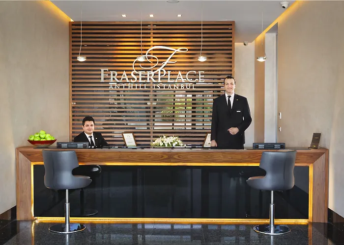 فريزر بليس أنتهل