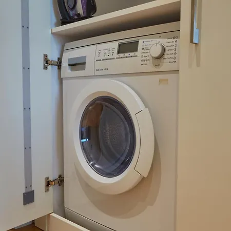 Fraser Place Anthill 4*