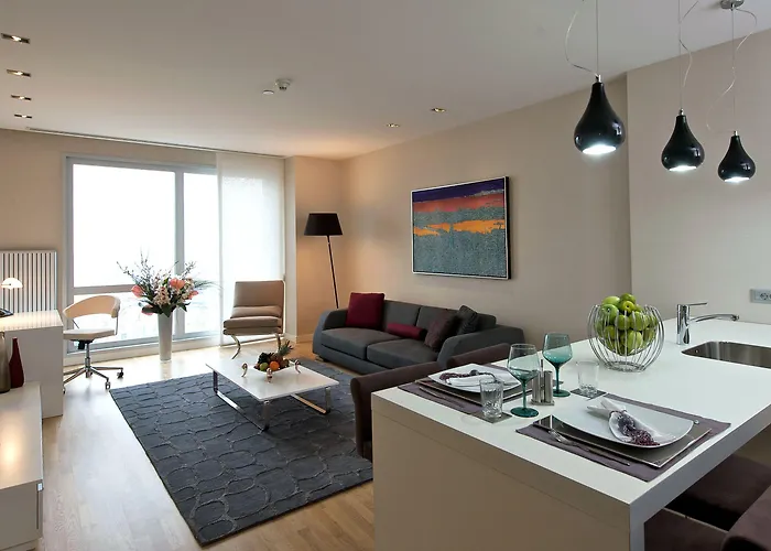 Fraser Place Anthill Aparthotel