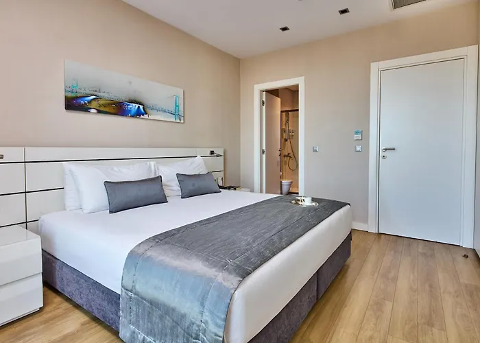 Fraser Place Anthill Aparthotel 5*